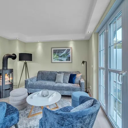 بيت للعطل Haus-alster-2 *